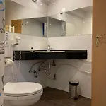 Marktplatzhotel - Restaurant Tafelspitz Отель Вайнхайм
