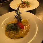 Marktplatzhotel - Restaurant Tafelspitz Отель 2*