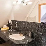 Marktplatzhotel - Restaurant Tafelspitz Вайнхайм