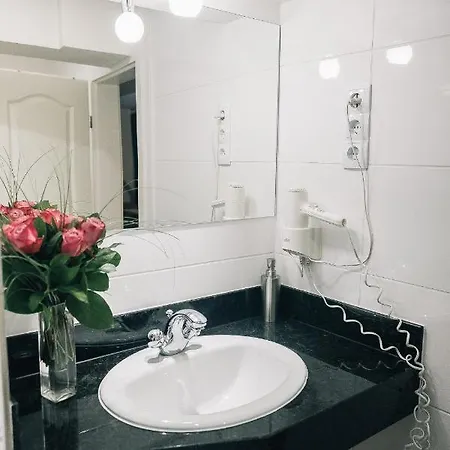 Hotel Marktplatzhotel - Restaurant Tafelspitz Weinheim