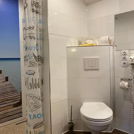 Marktplatzhotel - Restaurant Tafelspitz 2* فينهايم