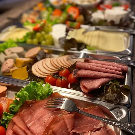 Marktplatzhotel - Restaurant Tafelspitz Hotel Weinheim