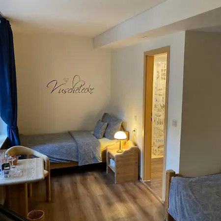 فندق Marktplatzhotel - Restaurant Tafelspitz 2*