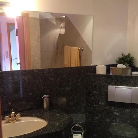 Marktplatzhotel - Restaurant Tafelspitz Hotel Weinheim
