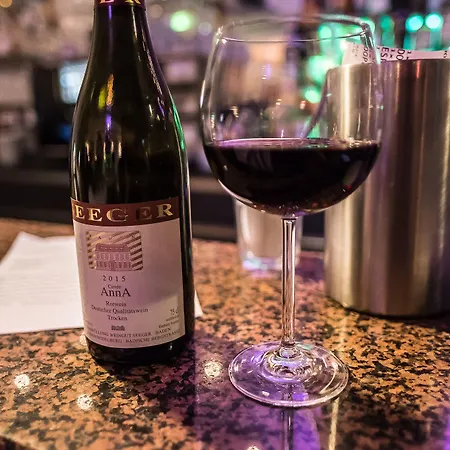 فندق Marktplatzhotel - Restaurant Tafelspitz فينهايم