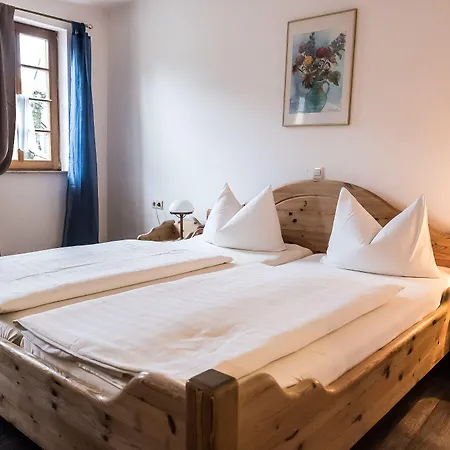 Marktplatzhotel - Restaurant Tafelspitz 2* فينهايم