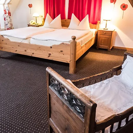 فندق Marktplatzhotel - Restaurant Tafelspitz 2*