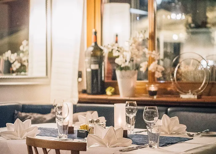 Hotel Marktplatzhotel - Restaurant Tafelspitz 2*